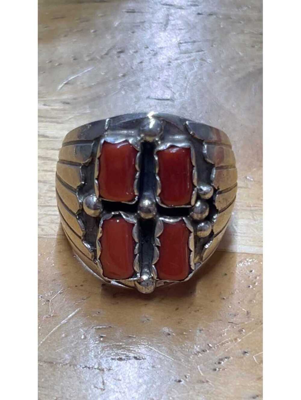 Navajo sterling silver coral design ring size 8.25 men’s/ women’s